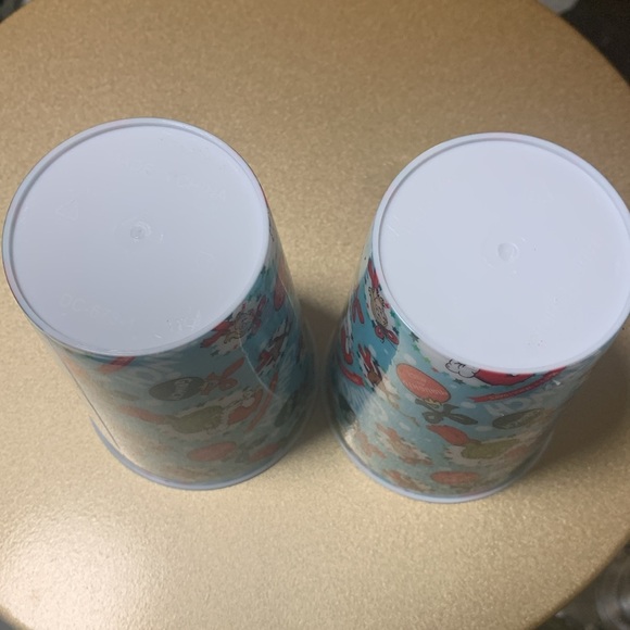 NWOT. Two 2021 Grinch Cindy Lou Who plastic cups 10 oz - Picture 5 of 5
